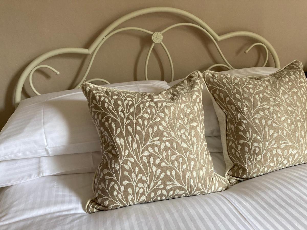 셋퍼드 Grange Farm B&B 외부 사진